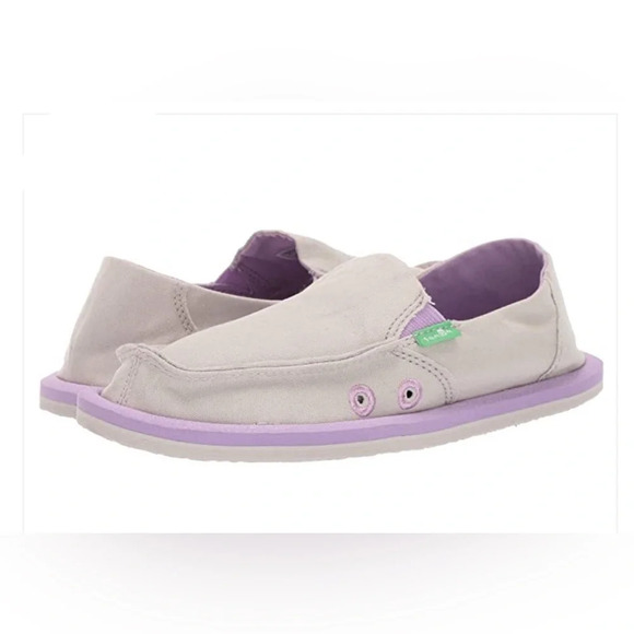 Sanuk Other - Sz US 6 US Sz 6 Sanuk girls Lil Donna Kids Sanuk slip on canvas Y LiL Donna
